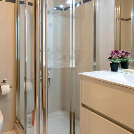 Centro 3hab Parking Incluido & Wifi 5pax ツ By Rias Baixas Apartament